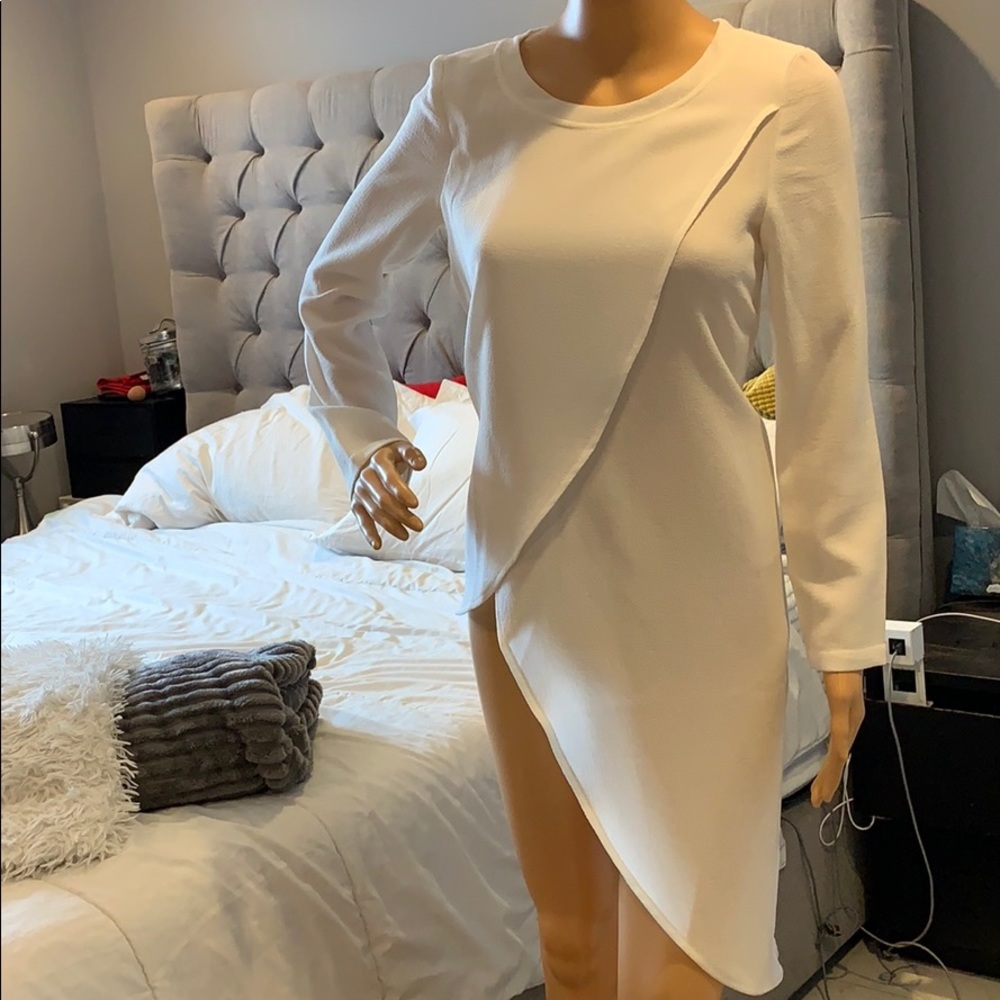 White A line long sleeve shirt